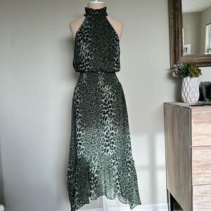 Elan beautiful green cheetah leopard print high neck smocked waist dress medium